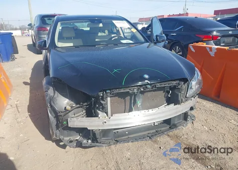 2016 Mercedes-Benz E 350 z USA, uszkodzony, nr VIN WDDHF5KB8GB207480